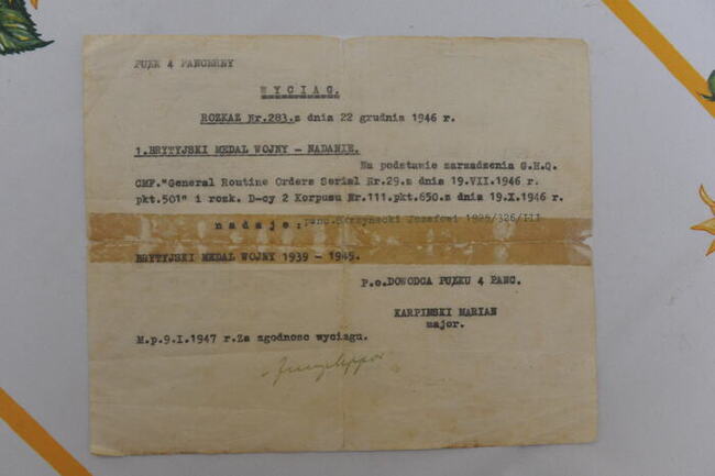 Rozkaz o nadaniu Józefowi Cz. Skrzyneckiemu Brytyjskiego Medalu Wojny 1939–1945, 22.12.1946, fot. Henryk Domagała