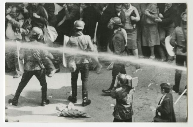 Demonstracja 3-majowa w Warszawie w 1982 r.