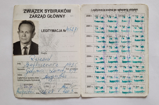 Legitymacja Związku Sybiraków należąca do Ryszarda Bartoszewicza.