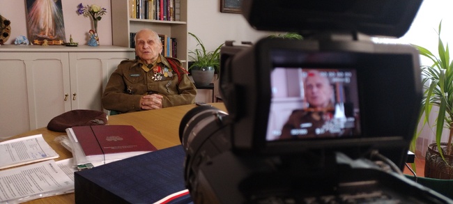 Pan Włodzimierz Cieszkowski podczas notacji. Fot. Henryk Domagała